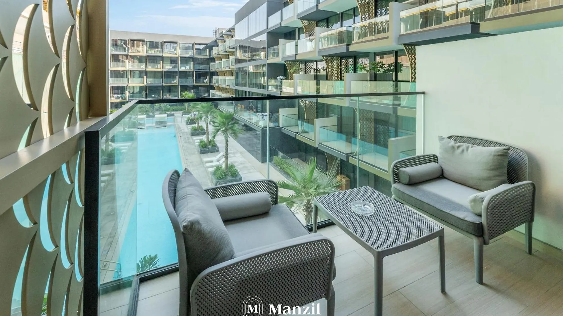 Stylish 1Br Jvc Stay In Binghatti Pool View Ντουμπάι 0*,