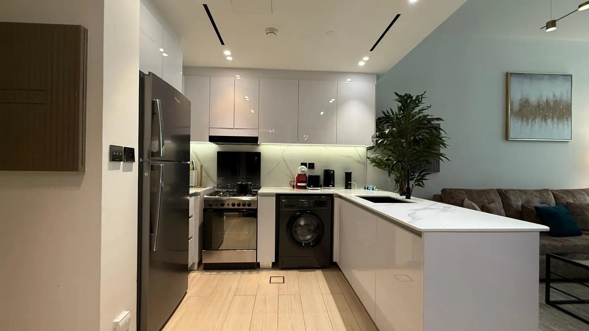 Apartment Stylish 1Br Jvc Stay In Binghatti Pool View Dubai